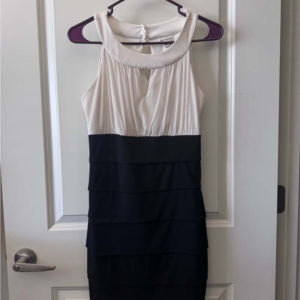 Elegant Black and White Sleeveless Dress